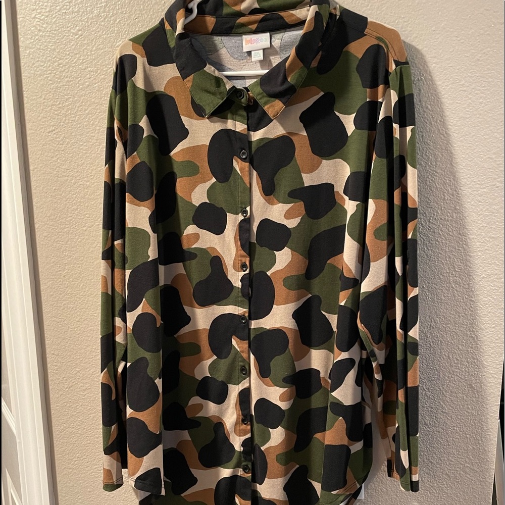 Gently used Lularoe Valentina